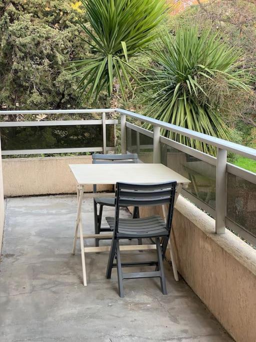 Studio Avec Terrasse, Vue Sur Jardin Apartment Nisa Exterior foto